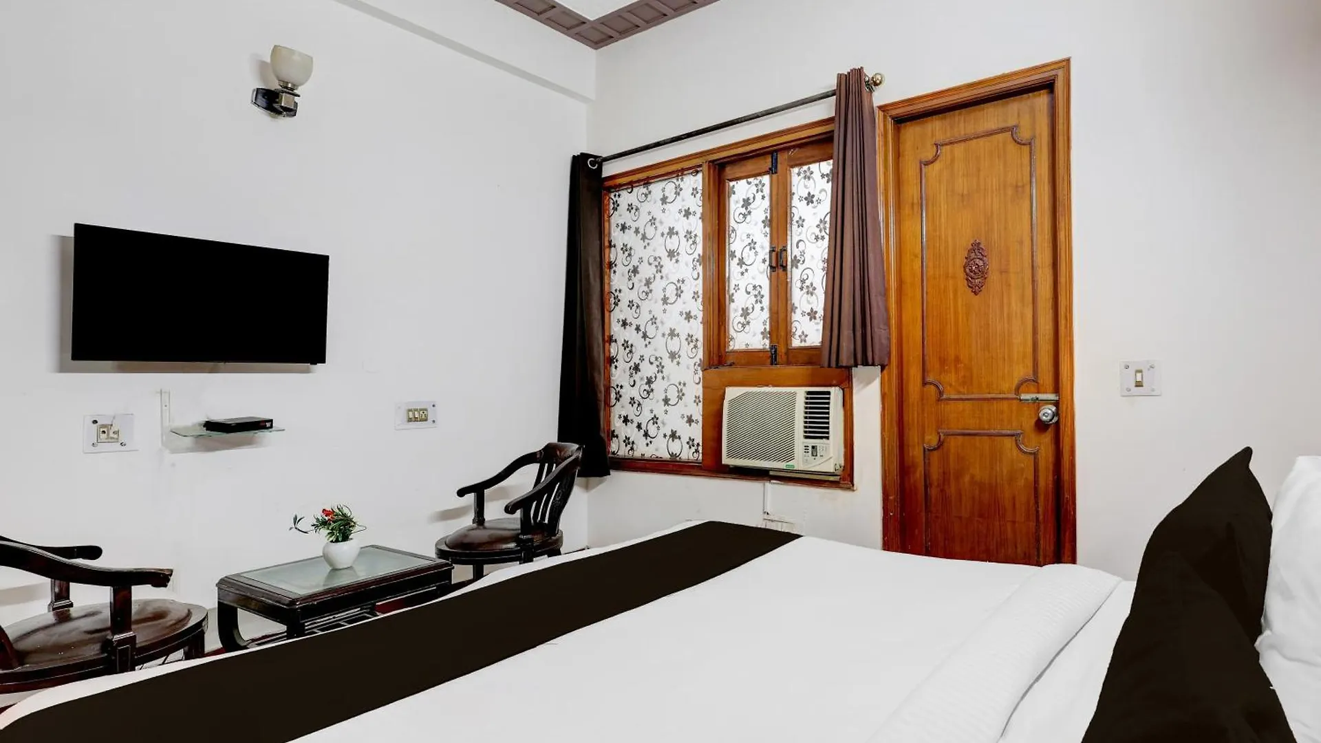 Hotel O Traika Inn Gurgaon 3*,
